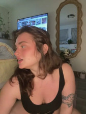 Watch loubear recorded live streams from Stripchat on 2025/02/27, Cam Archive