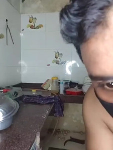 DesiRiya77