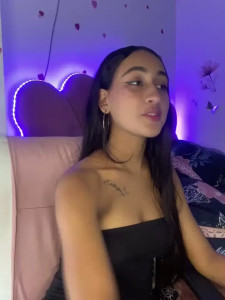 nikibricee