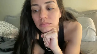 Watch lylajades recorded live streams from Chaturbate on 2025/03/22, Cam Archive