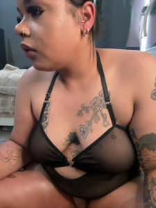 Curvybabyyyy