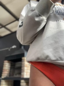 Elahia_Hot