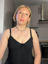 Watch Kittie_Valentine recorded live streams from Stripchat on 2025/05/29, Cam Archive