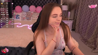 Watch foxyshyyy recorded live streams from Chaturbate on 2025/06/02, Cam Archive