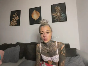 Watch marleynemelonskii recorded live streams from Stripchat on 2025/06/02, Cam Archive
