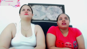 brunnette_hot