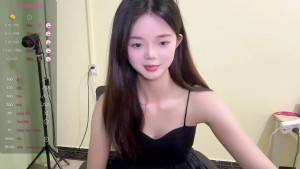 Nicole-11