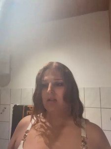 Katherine_Leyla