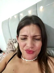 Mia_Hampton