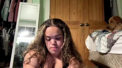 Watch littleliana_xoxo recorded live streams from Chaturbate on 2025/06/26, Cam Archive