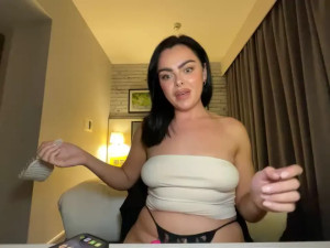 Watch FrancescaXO recorded live streams from Stripchat on 2025/06/26, Cam Archive
