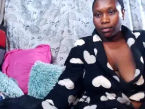 MILKY_TITTIESx