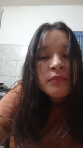 Estefani22