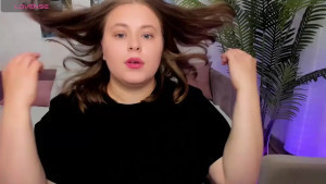 Lilly_Plump