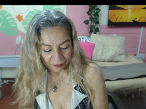 valeria-sexy