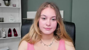 kitty_valeria